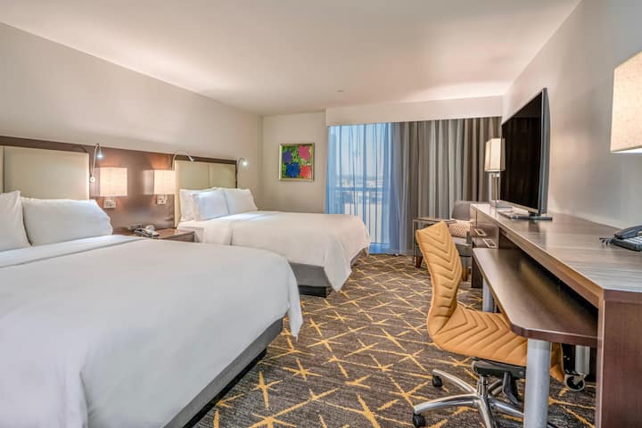 2 Rooms In Downtown 4 Blocks To Ceasars Superdome - New Orleans, LA