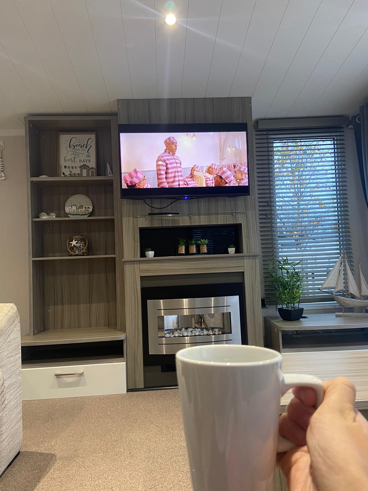 Top Airbnb: GLD Caravan Rentals @ Cala Gran in Fleetwood