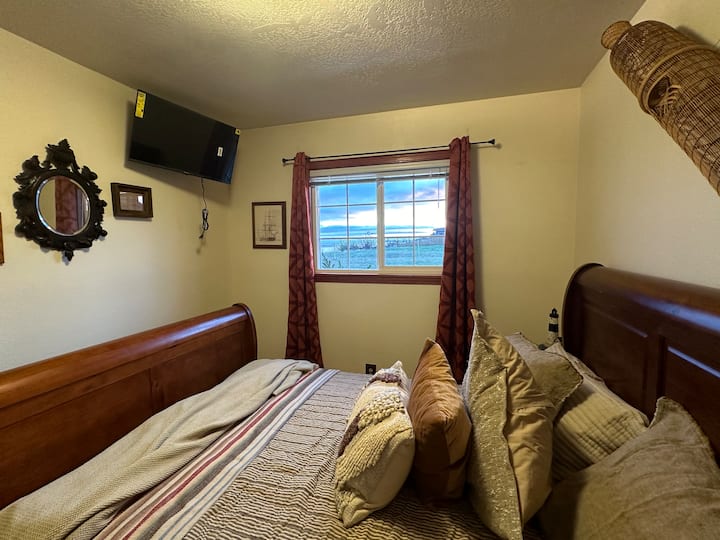 საძინებელი 1