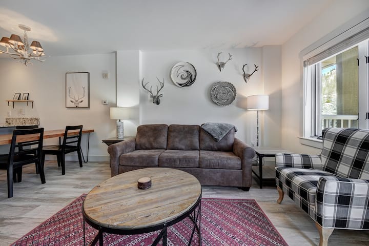 Ski-in/out 1br • King Bed • Mtn View • Cozy Escape - Keystone, CO