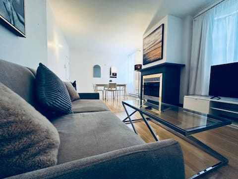 Popular Airbnb listing: Old Trois-Rivières - Facing the river in Trois Rivières
