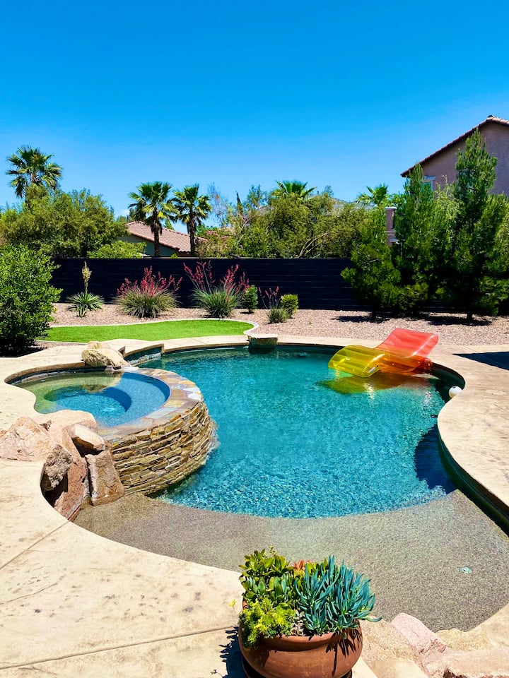 LV1 Luxury Pool Spa Oasis Villa Vegas Best Houses For Rent In lv1-luxury-pool-spa-oasis-villa-vegas-best-houses-for-rent-in