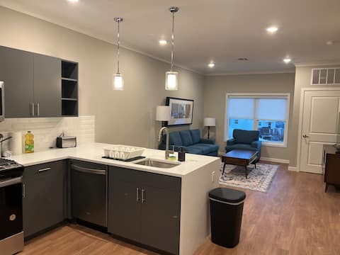 212 Modern 1BR | 2-Min Walk to Train |Free Parking