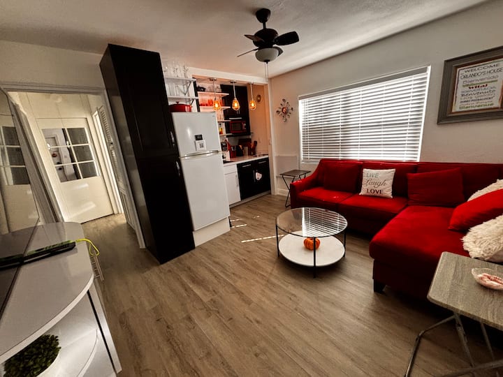 2/1 Suite Close To Orlando And Advent Hospitals - Altamonte Springs, FL