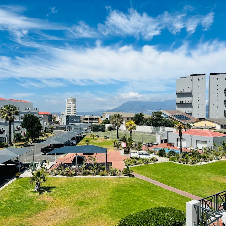 Mont Bleu, Blouberg - Cosy Seaside Apartment - Parklands