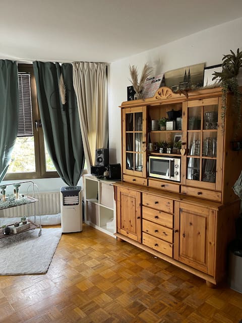 Erfolgreiche Airbnb-Immobilie: Apartment in Lindenthal in Lindenthal