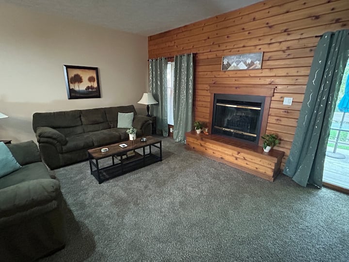 Poconos Dream House - Delaware Water Gap, PA