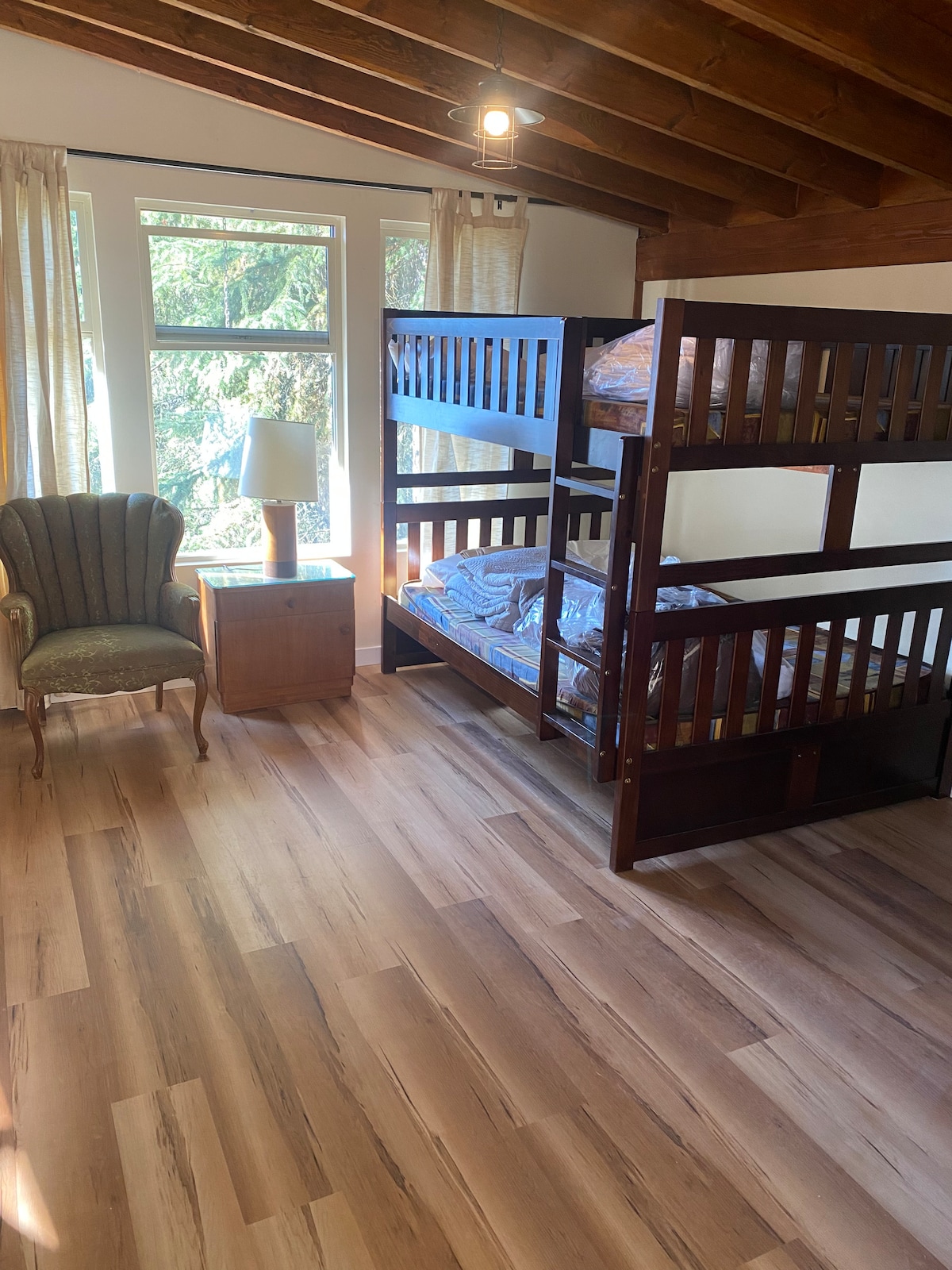 Nyumba ya kupangisha iliyo hatua chache kutoka kwenye nyumba kuu. 