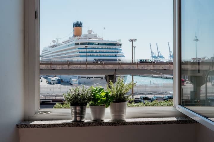 B&b Caterina-beautiful Suite 1 In Genoa's Port - Genua