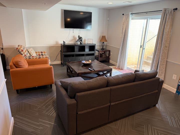 Private 1bd Basement Apartment W. Gym - Sand Bar, Severna Park