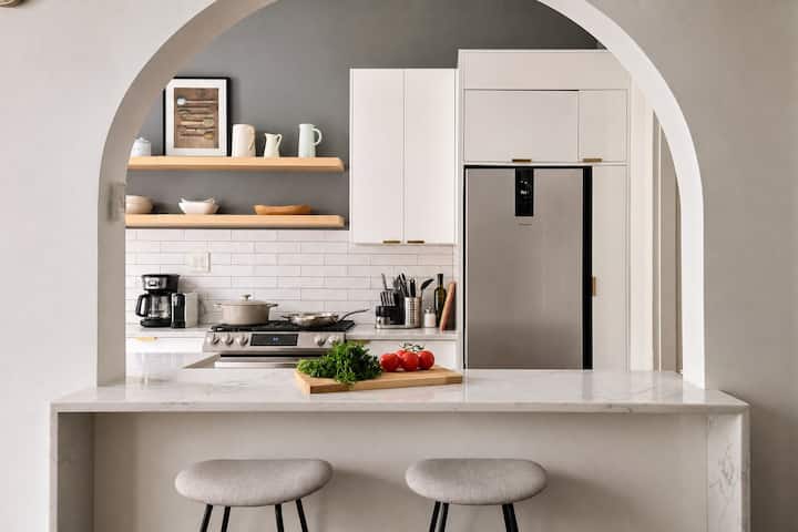 Midtown Townhouse Spacious 4 Bedroom - Manhattan, NY