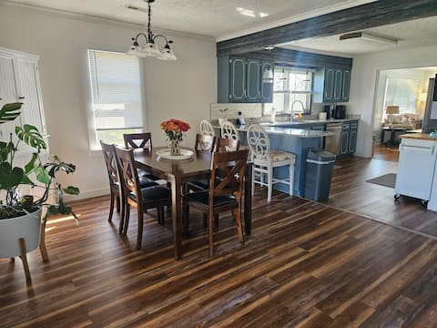 Margaret's Place on Sunnyside