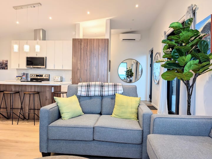Suite living room