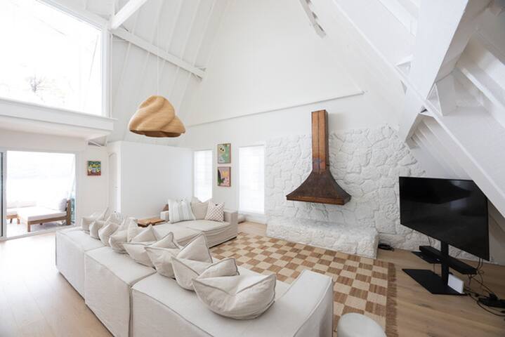 Breathtaking views and private beach access gallery image 4