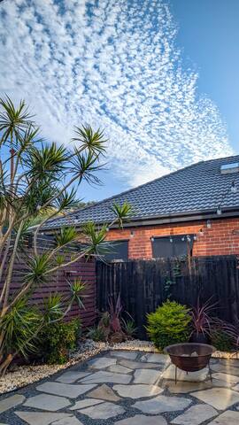 Stylish & Spacious Beach House gallery image 2