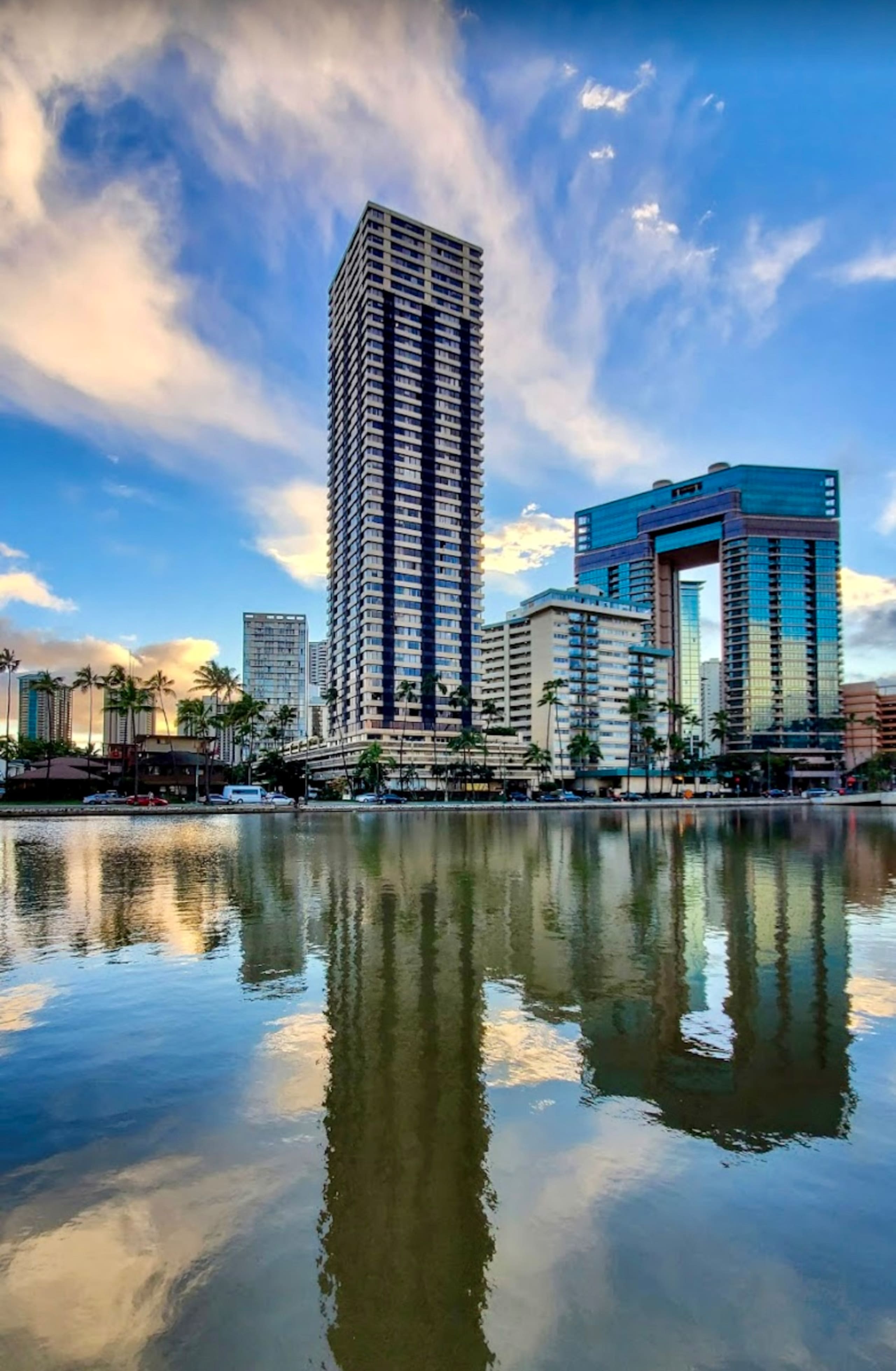 Condo in Honolulu · ★4.97 · Studio · 1 bed · 1 private bath - Image 35
