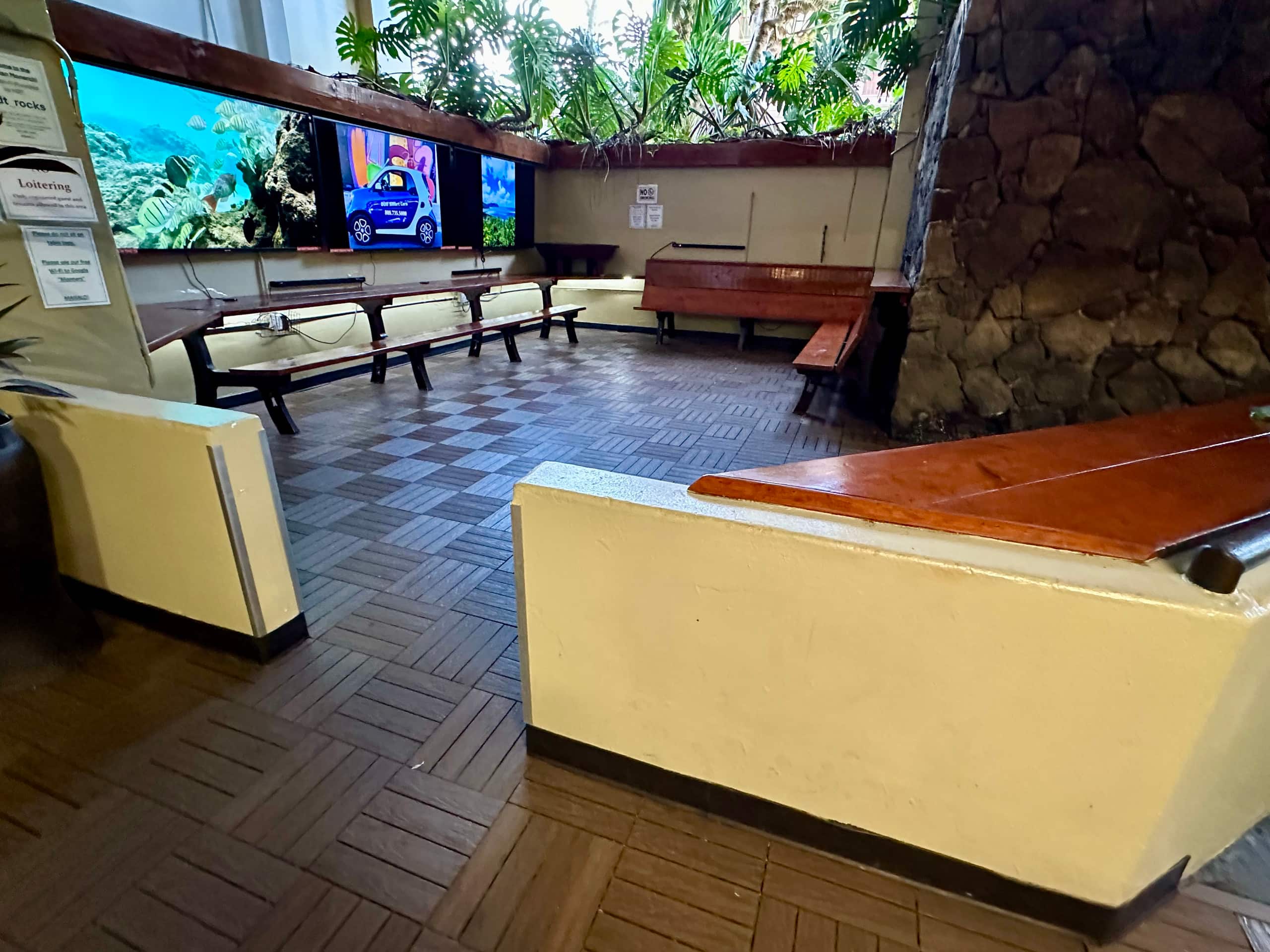 Condo in Honolulu · ★4.97 · Studio · 1 bed · 1 private bath - Image 36