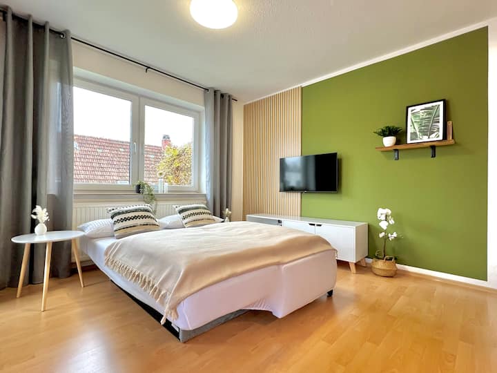 Modernes Apartment Mit Balkon - Neu-Ulm