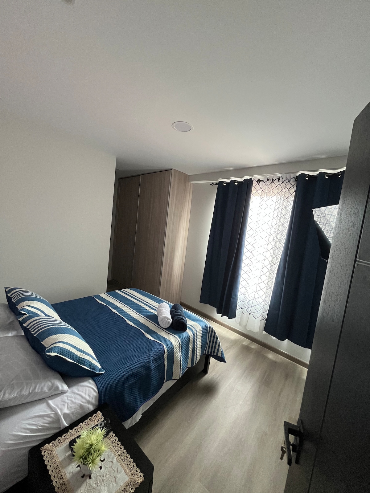 غرفة النوم 1