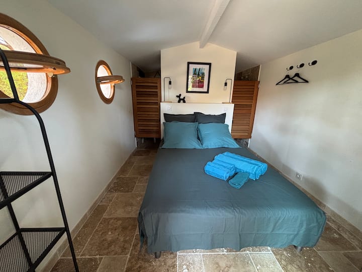 საძინებელი 4