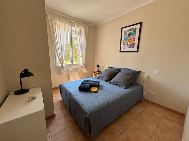 საძინებელი 1