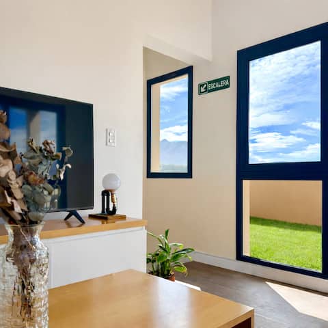 House with a beautiful view of the town and a great location