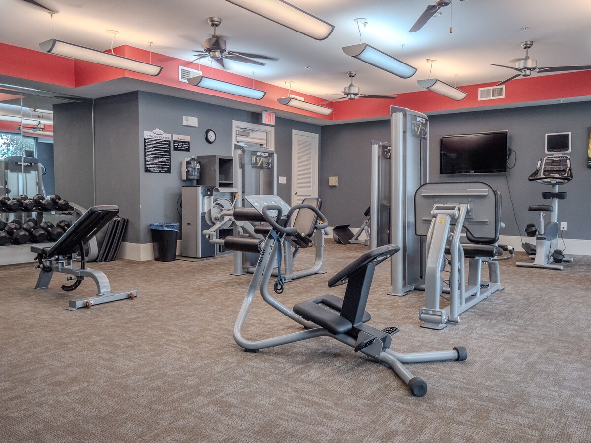 Relax at SoCo minutes from Downtown Austin!