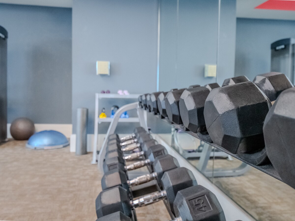 Relax at SoCo minutes from Downtown Austin!