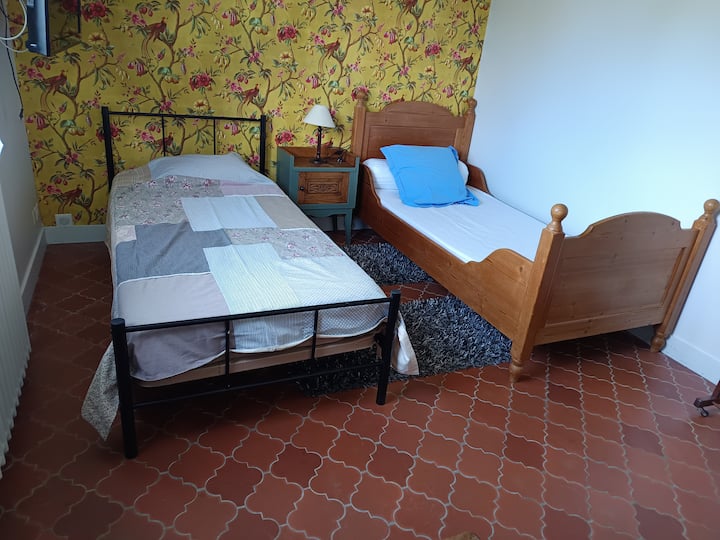 غرفة النوم 2