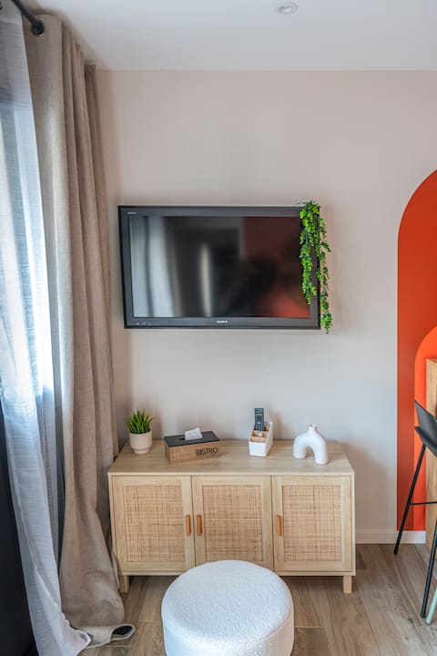 Top performing Airbnb: " Le cozy " Studio for 2 to 4 people in Montaigu Vendée