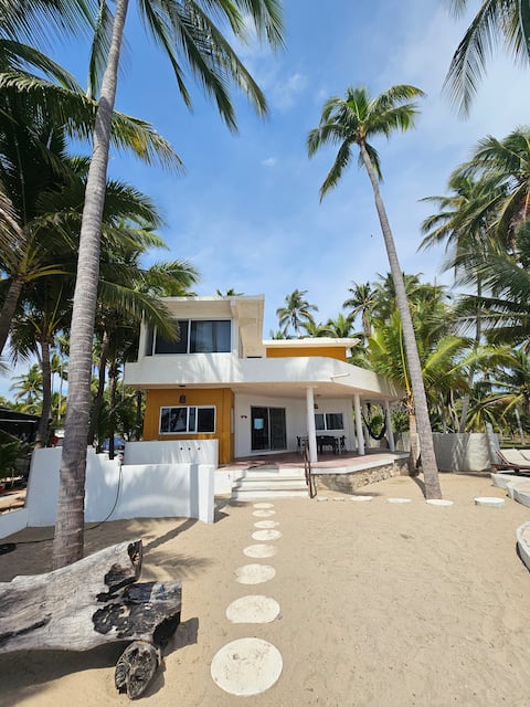 Casa Arena in Boca de Iguanas