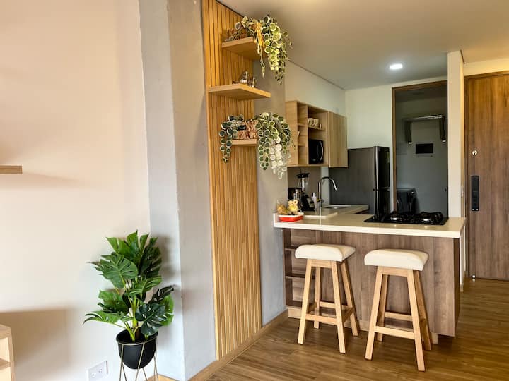 Charming Apto In Laureles/green Views|queen Bed+ac - Medellin, Antioquia, Colombia