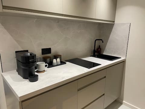 Top performing Airbnb: Modern studio in central Ely in Cambridgeshire