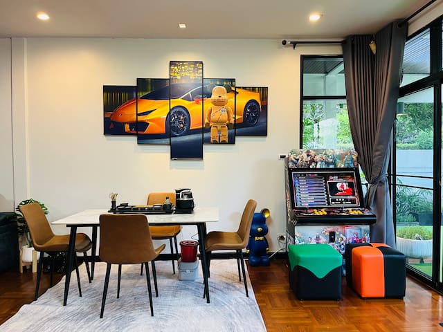 Happy house Bangkok city RCA gallery image 4