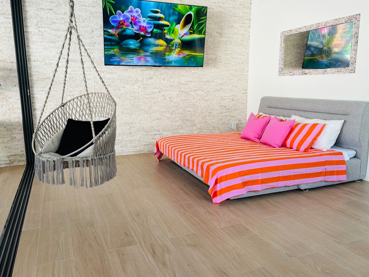 Top Airbnb: Pool House 311 en San Juan Cosalá