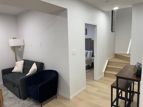 Successful Airbnb property: Cozy One Bedroom Basement Suite Newly Built in The Orchards At Ellerslie