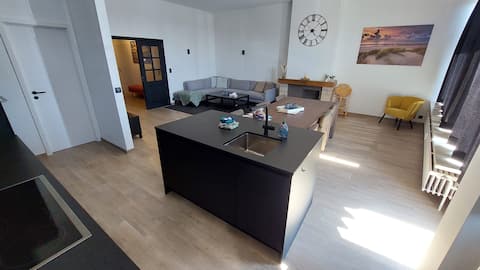 Popular Airbnb listing: Harbor view in Blankenberge
