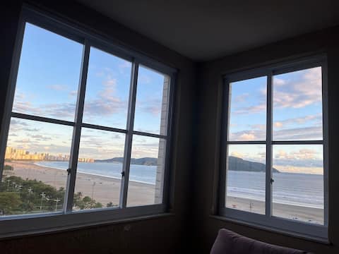 Top performing Airbnb: Wonderful ocean view! in Santos