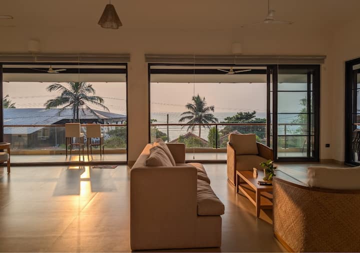 Living room image 3