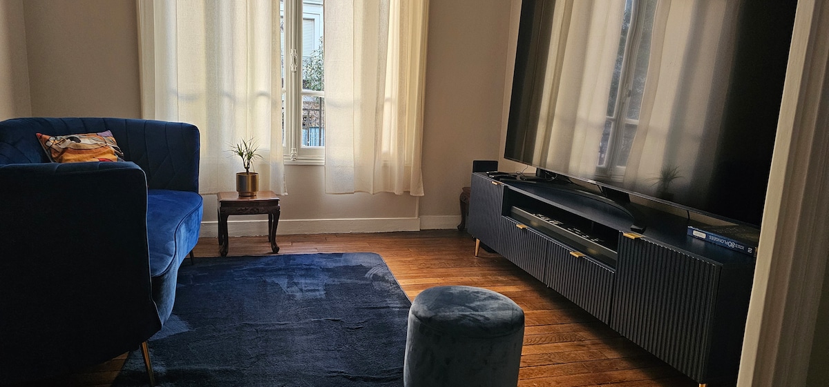 Top performing Airbnb: City house 4prs next to Paris in Vanves