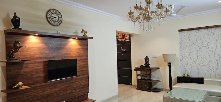 House Of Memories 
Near To Pgi, Medanta, Lulu Mall - Lucknow