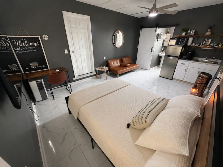 Cozy Studio Near Fort Campbell - Clarksville, TN