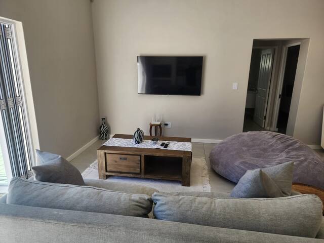 Hottentots Hide Away gallery image 2