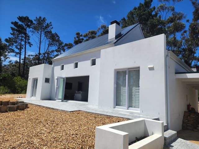 Hottentots Hide Away