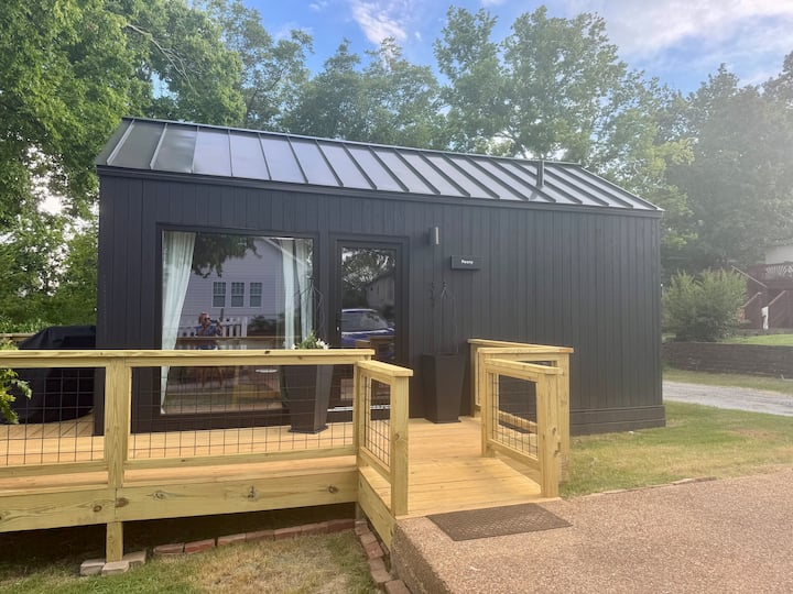 Brand New Tiny House! - Chattanooga, TN
