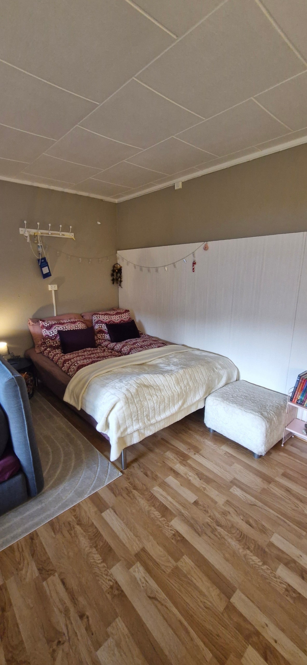 غرفة النوم 2