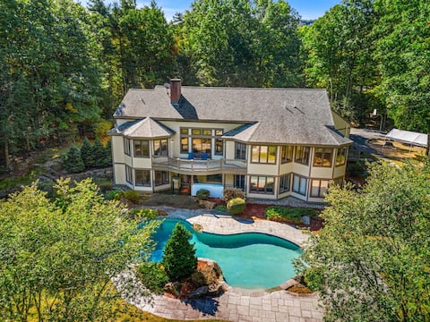"The Oasis" Pool/Hot tub/Game-Room/Ski/Sleeps 18
