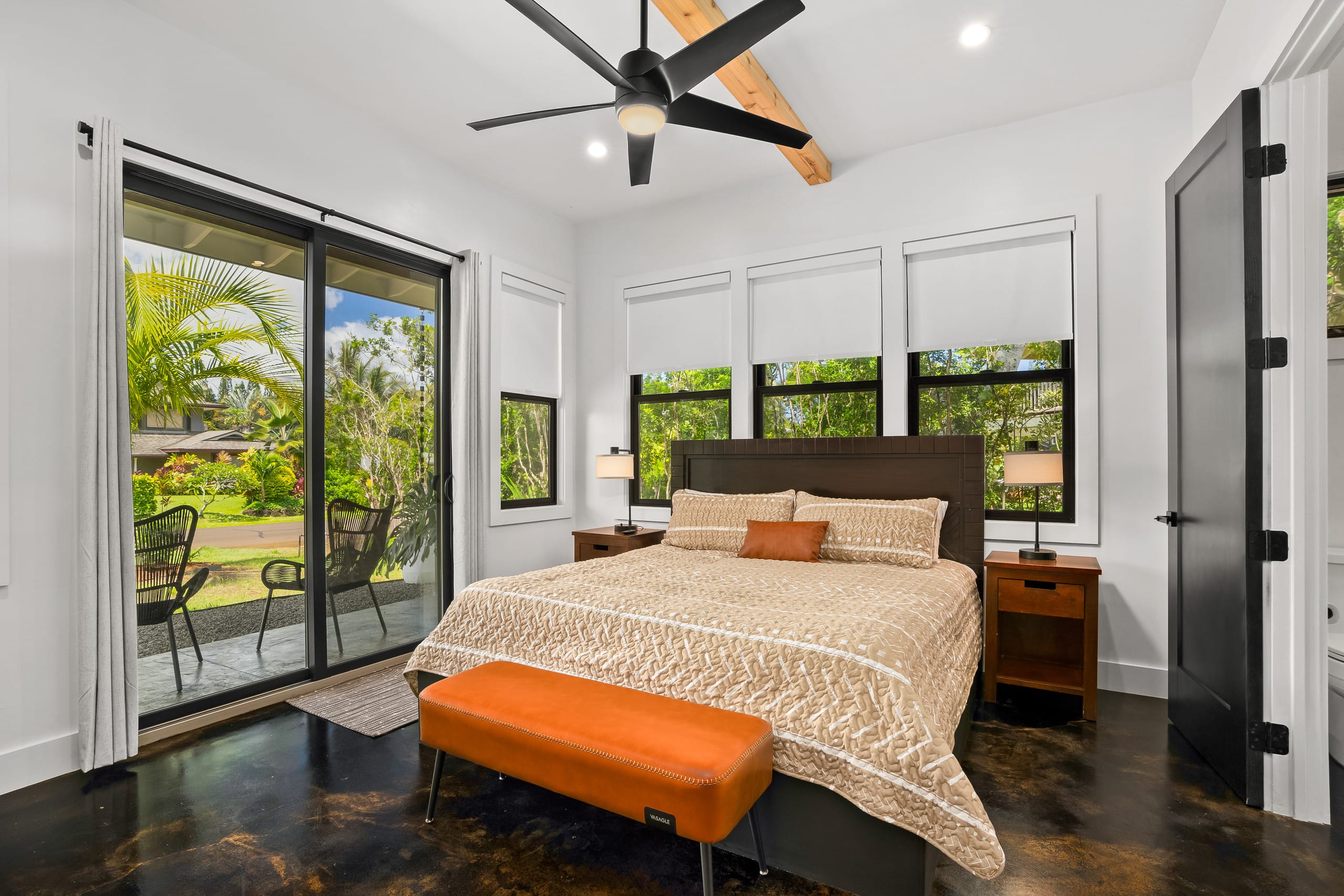 Home in Princeville · ★5.0 · 4 bedrooms · 11 beds · 7.5 private baths - Image 18