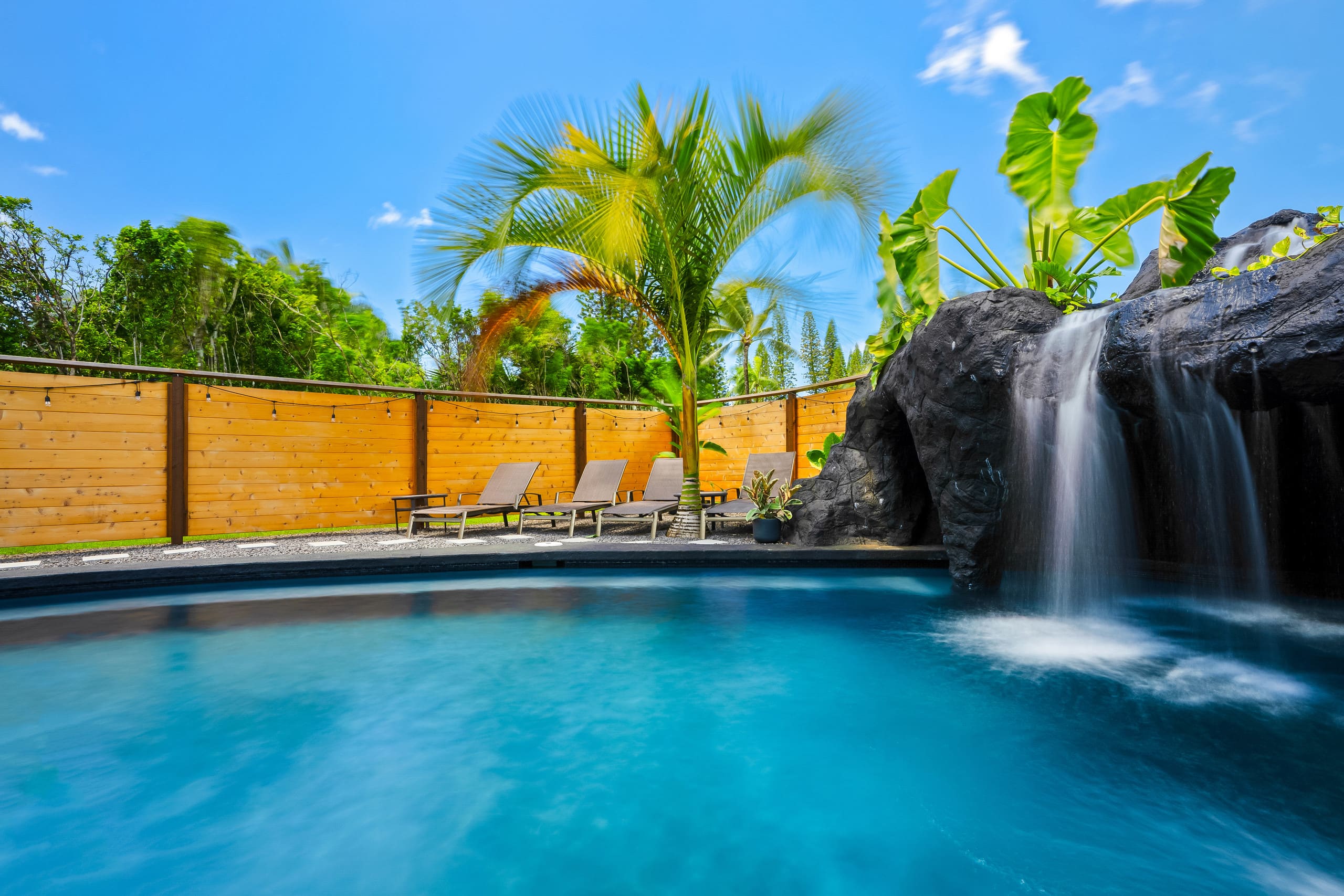 Home in Princeville · ★5.0 · 4 bedrooms · 11 beds · 7.5 private baths - Image 46