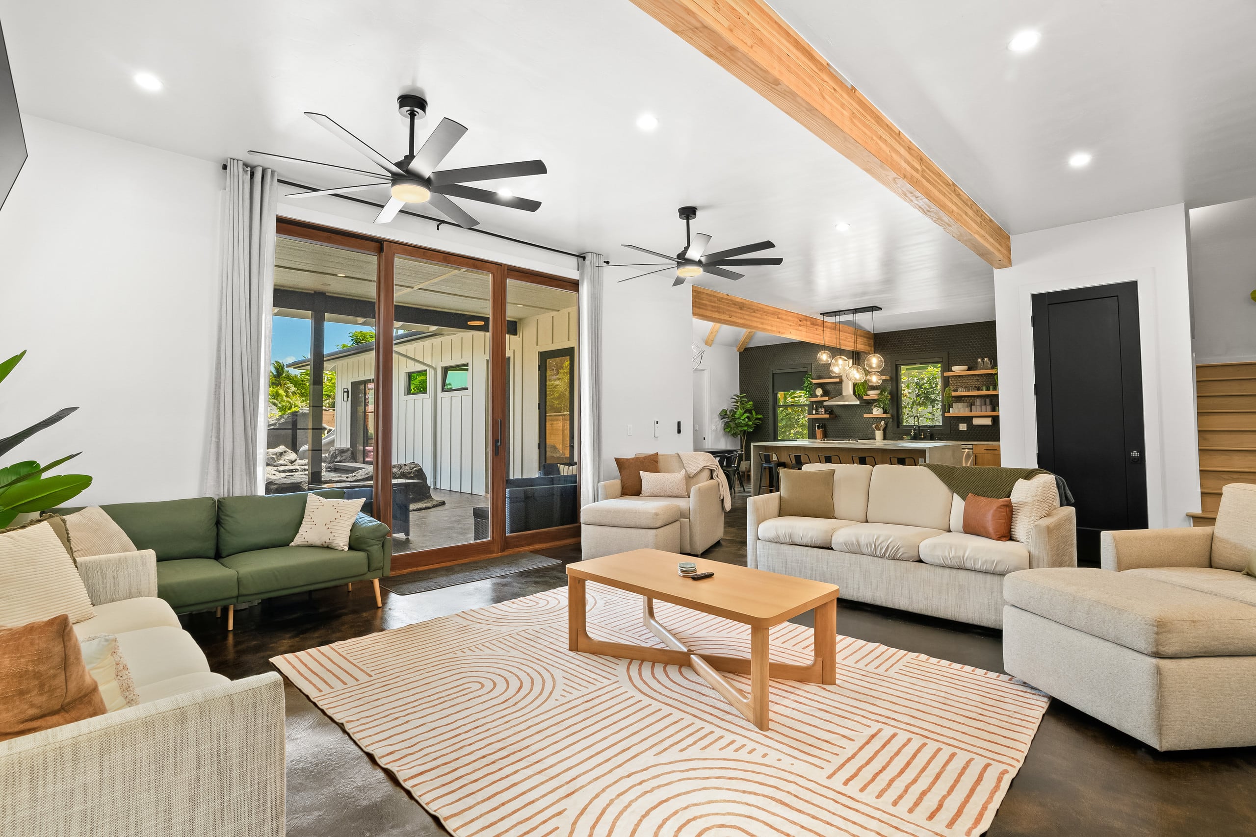 Home in Princeville · ★5.0 · 4 bedrooms · 11 beds · 7.5 private baths - Image 51